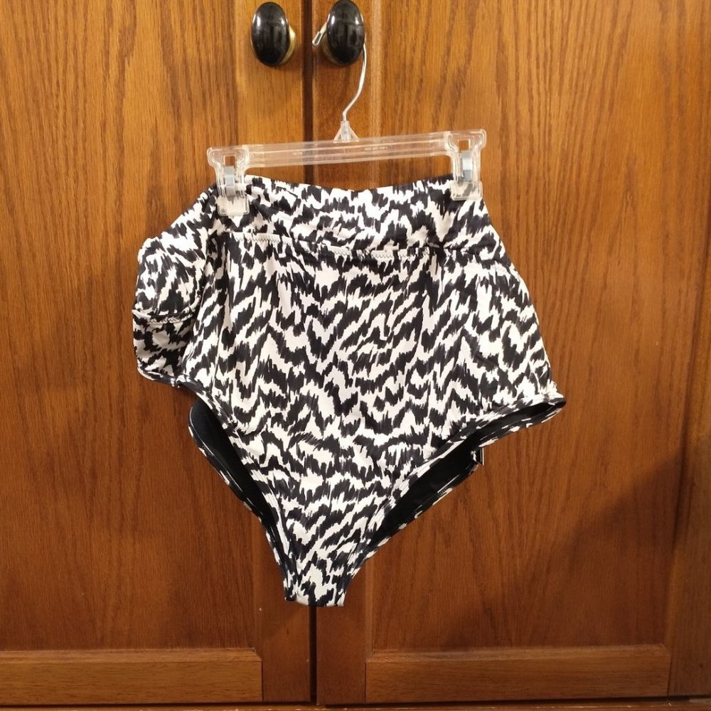 Knix Leakproof Classic Bikini Bottom Black White Safari Print Size XXXXL NWT